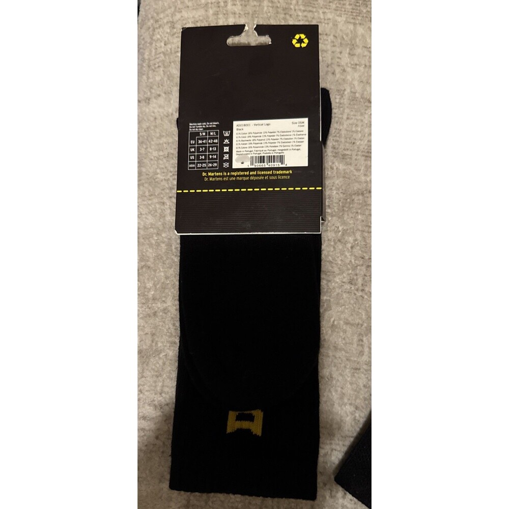 Dr. Martens Airwair Vertical Logo S/M (3-8) Crew Socks Black Yellow AD018001 NEW - Picture 2 of 3